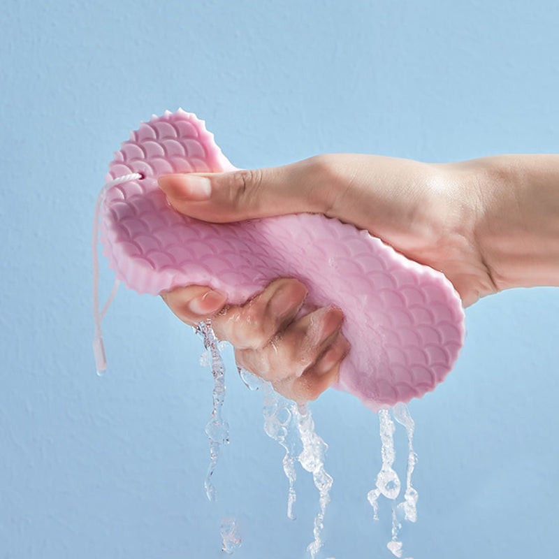 Super soft exfoliating bath sponge